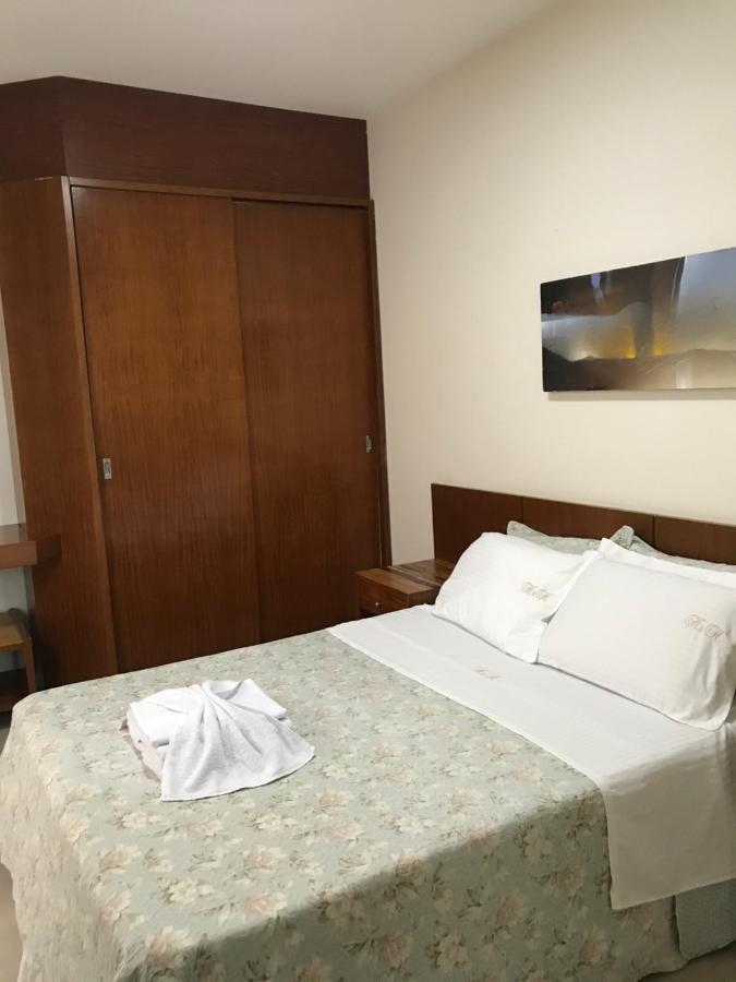 Flat Na Praia Da Costa 维拉维尔哈 外观 照片