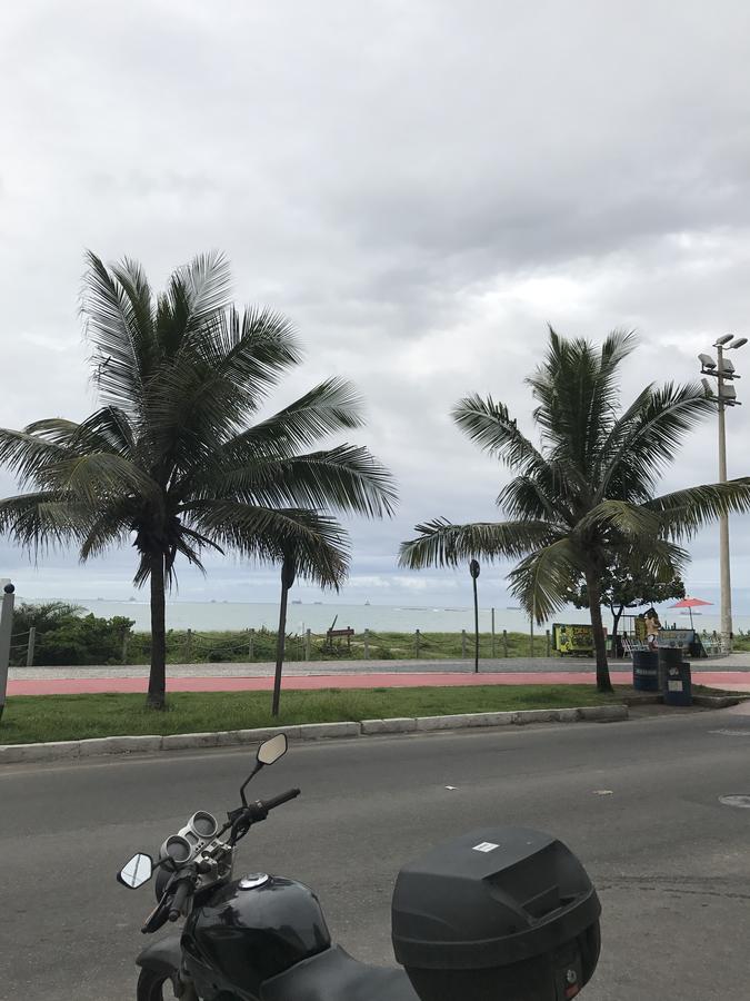Flat Na Praia Da Costa 维拉维尔哈 外观 照片